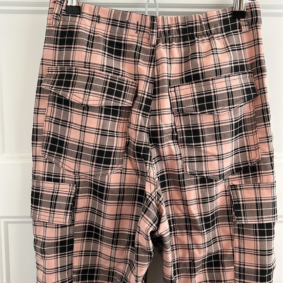 Hollister ultra high rise plaid cargo jogger pants - Picture 5 of 9